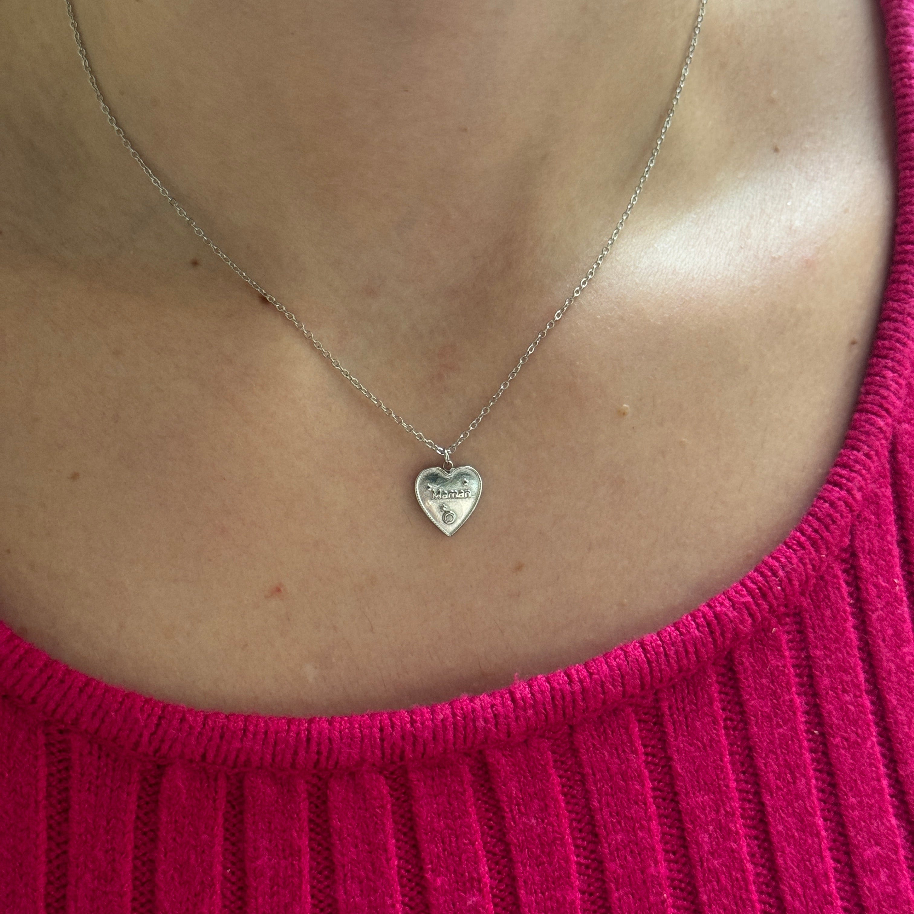 Collier gravure "Maman Love"