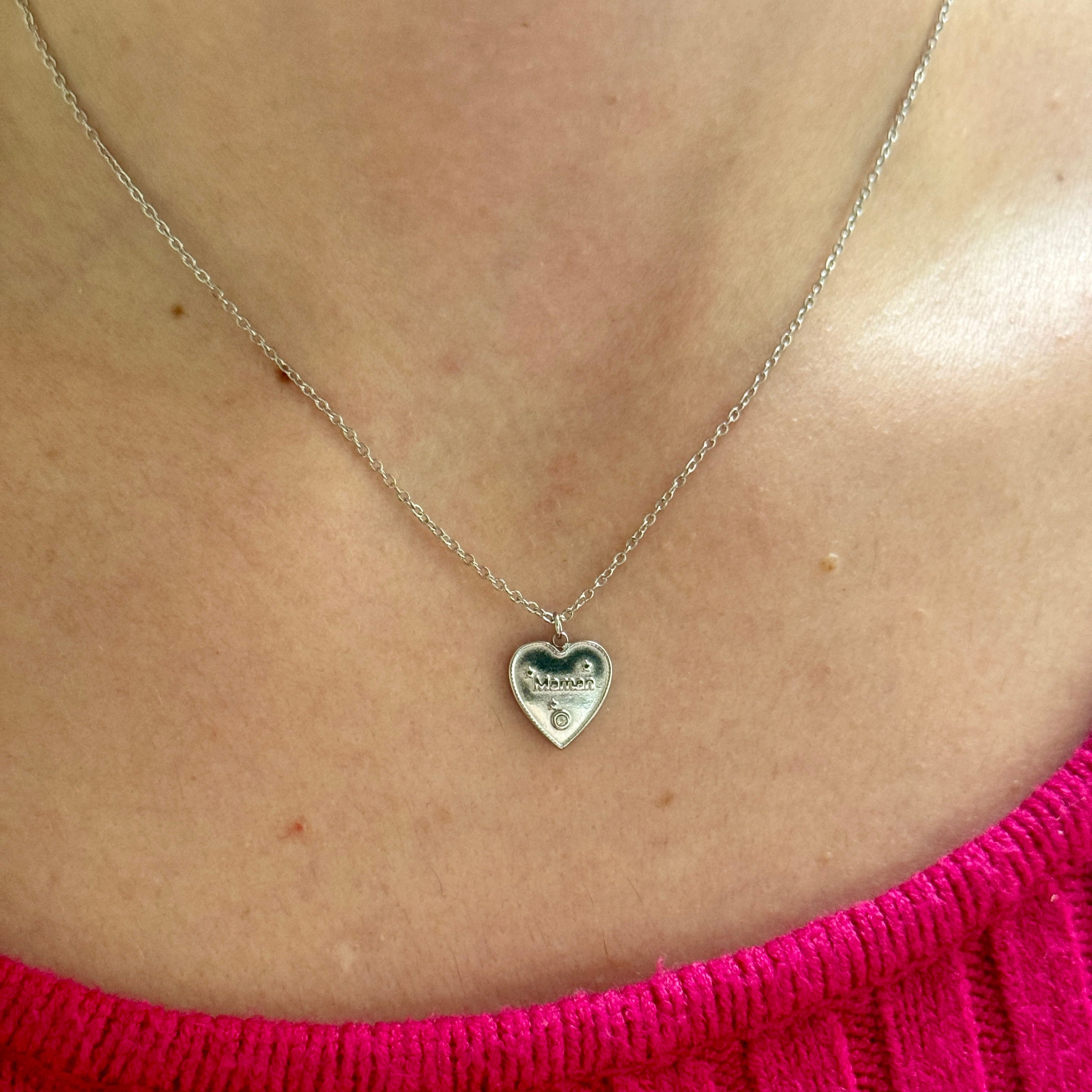 Collier gravure "Maman Love"